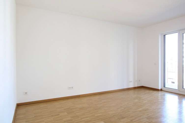 Wohnen am Westhafen: Helle 3-Zimmer-Wohnung mit Balkon & Loggia - Foto 4