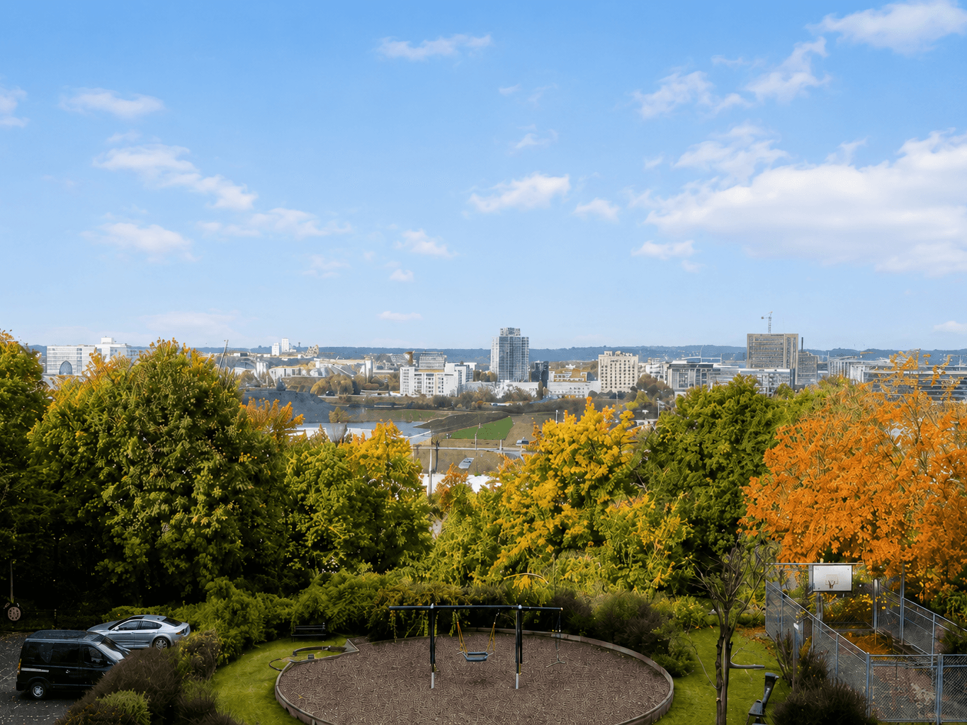 Helle 1,5-Zimmer-Wohnung mit Stellplatz & Einbauküche - Foto 1